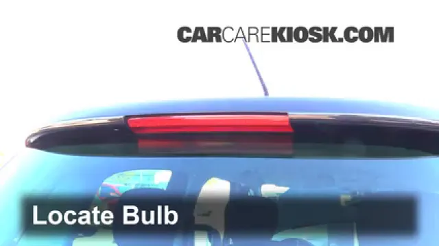 2014 Fiat 500L 1.4L 4 Cyl. Turbo Lights Center Brake Light (replace bulb)